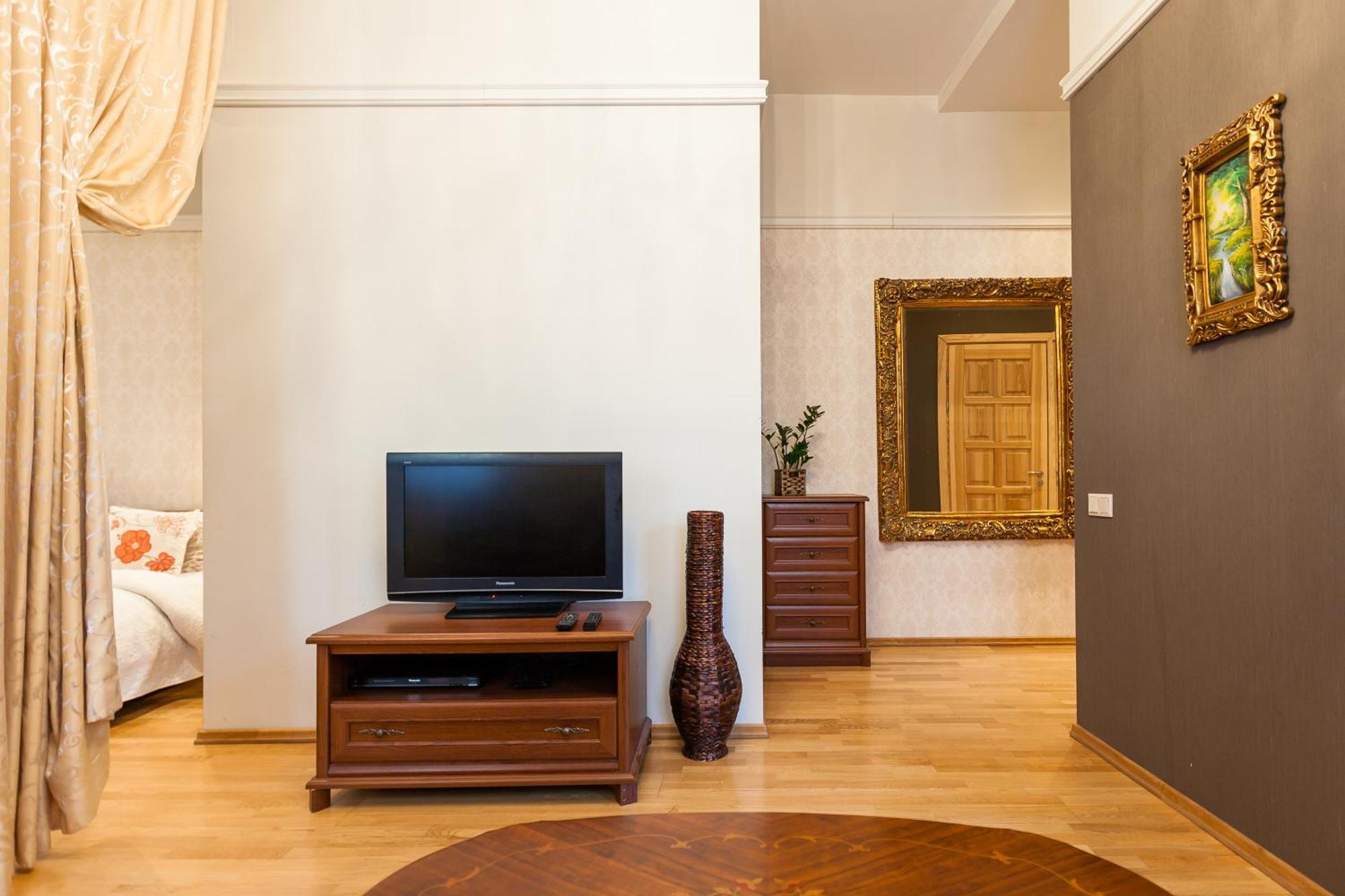 Central Apartments 2 X Free Parking X Self Check-In 24H By H&H VNO Exteriör bild